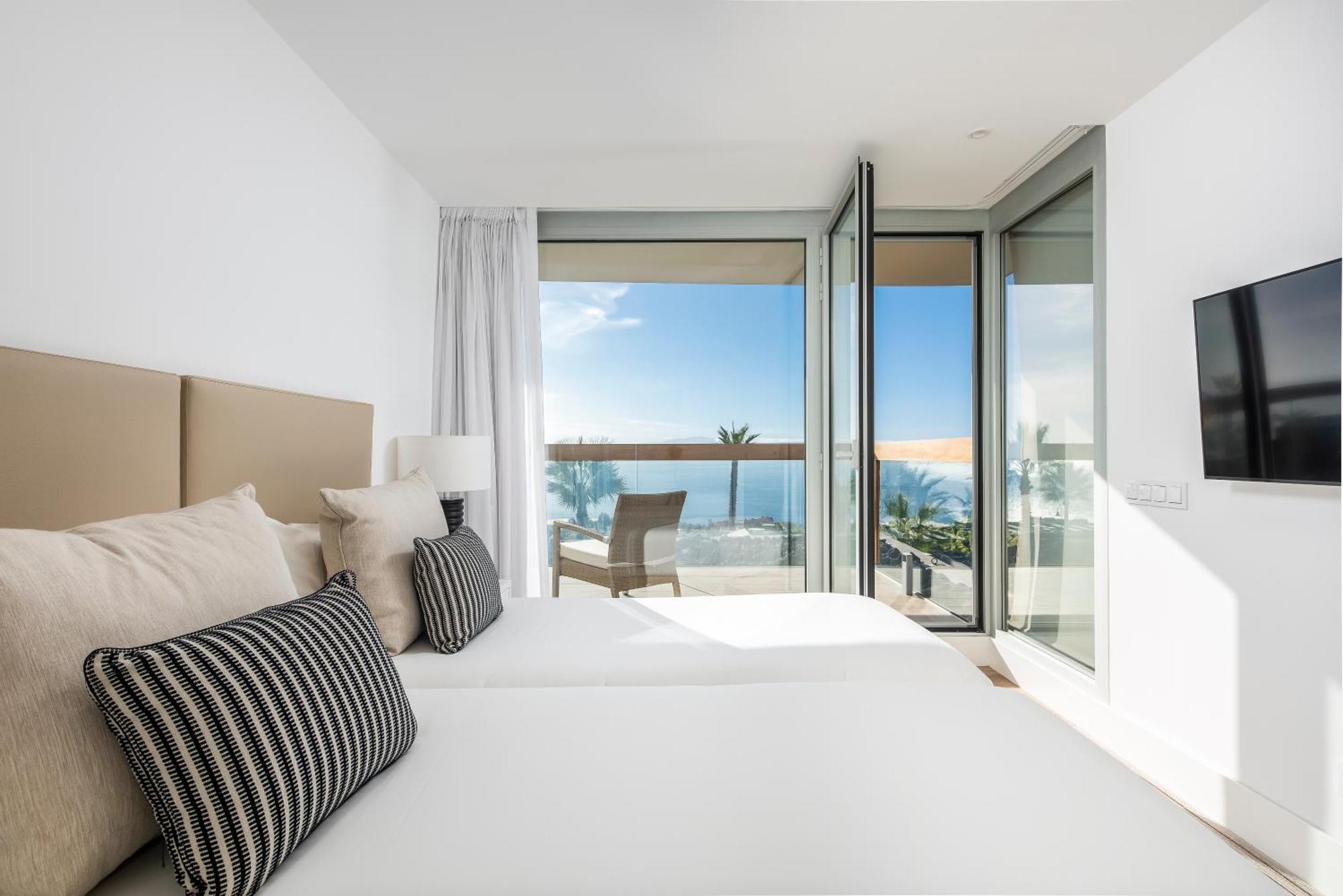 Los Jardines De Abama Suites 기아데이소라 객실 사진